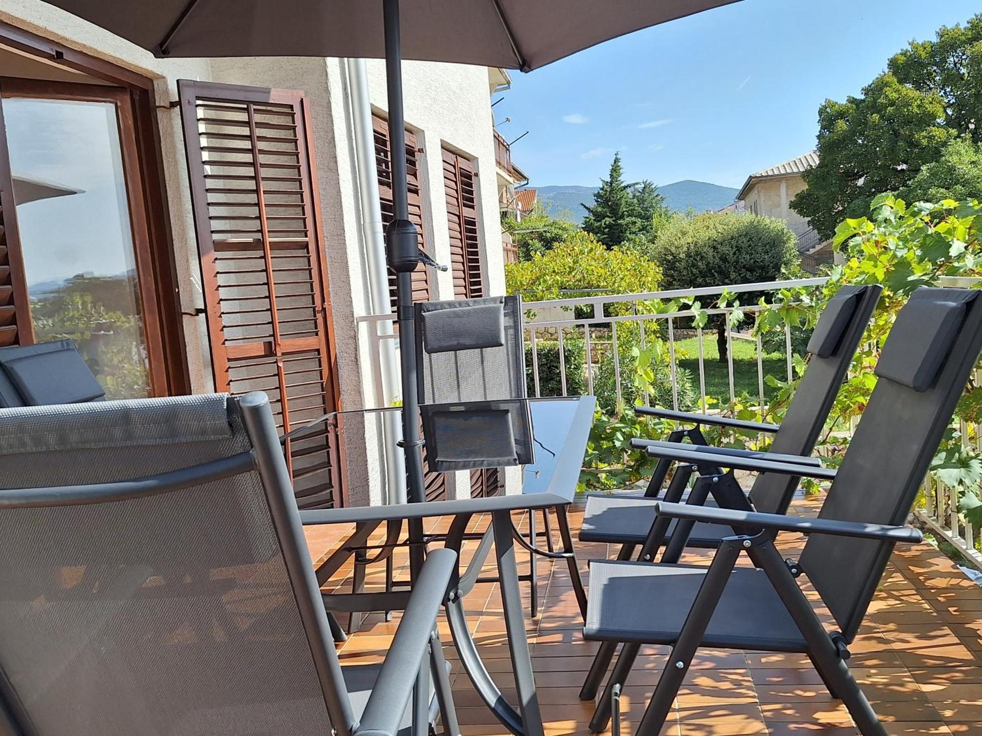 Adriatic Leisure Apartment Novi Vinodolski Eksteriør bilde